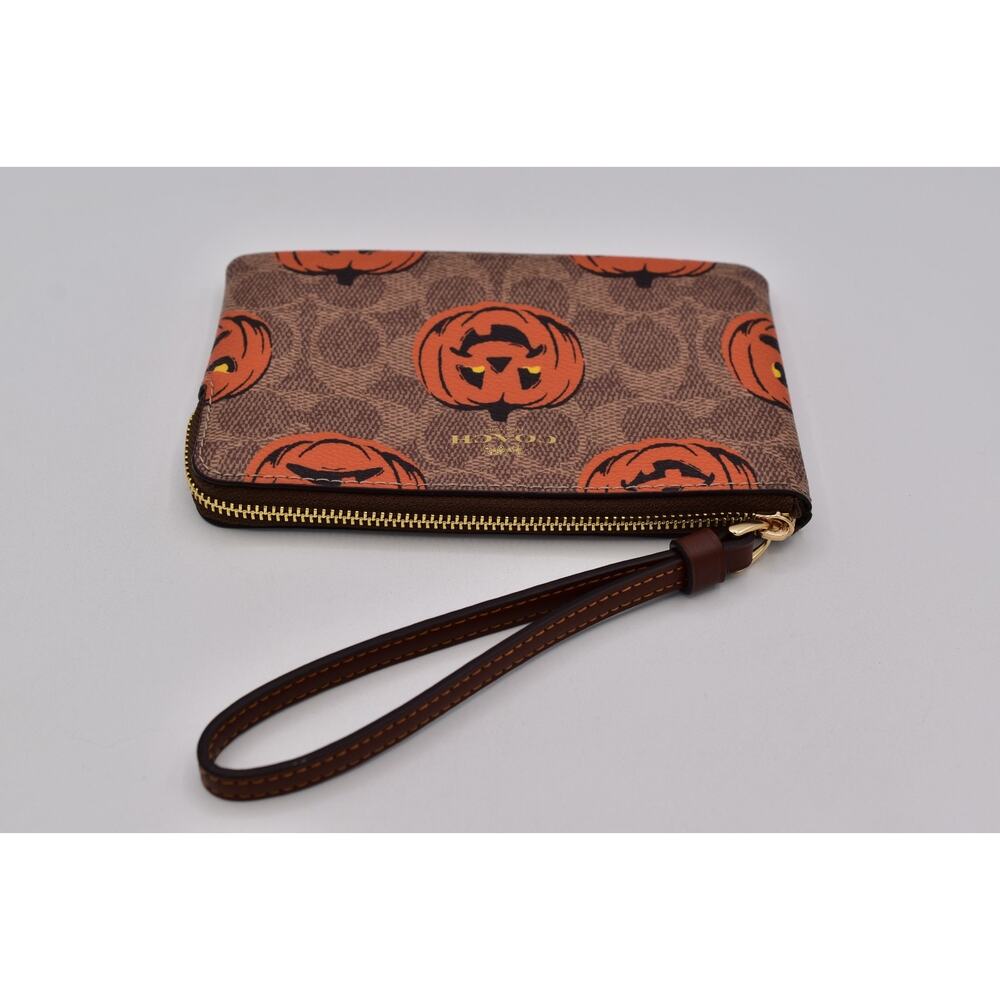 Coach Corner Zip Wristlet In Signature Canvas With Halloween Print Pumpkin NWT - Picture 10 of 16